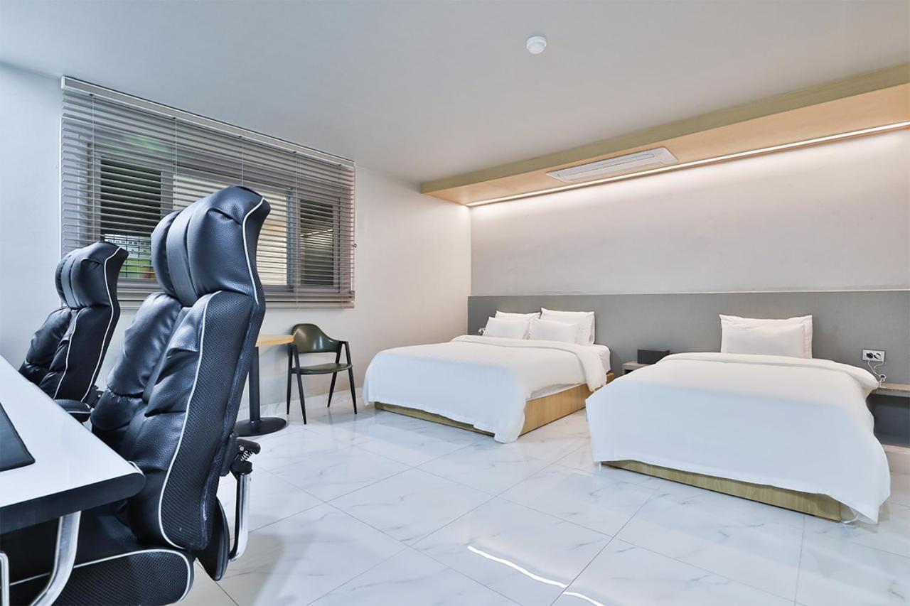 Shire Hotel Busan Station Bagian luar foto