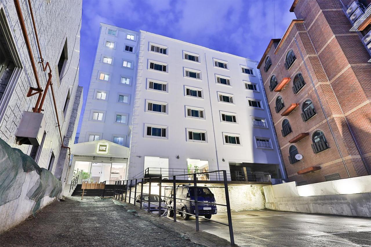 Shire Hotel Busan Station Bagian luar foto