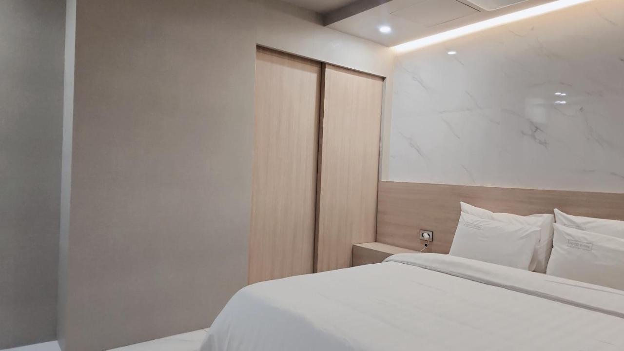 Shire Hotel Busan Station Bagian luar foto
